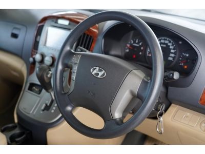 2011 HYUNDAI H-1 2.5 DELUXE A/T สีดำ รูปที่ 10